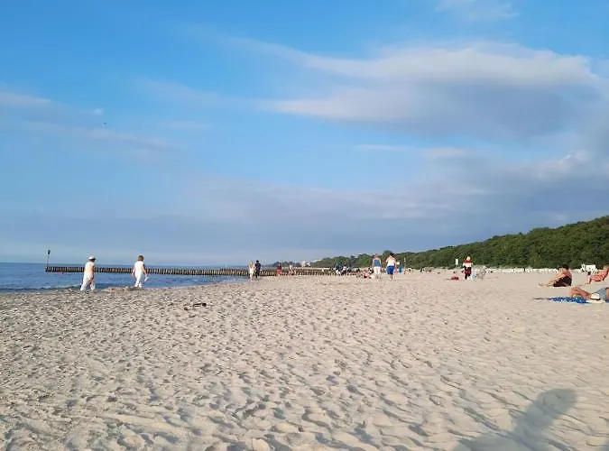 W Kolobrzegu Blisko Plazy, Parku I Promenady 아파트 *