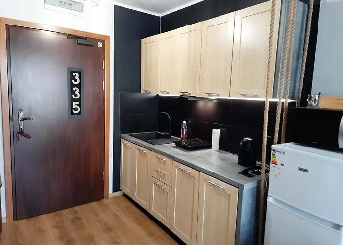 W Kolobrzegu Blisko Plazy, Parku I Promenady *