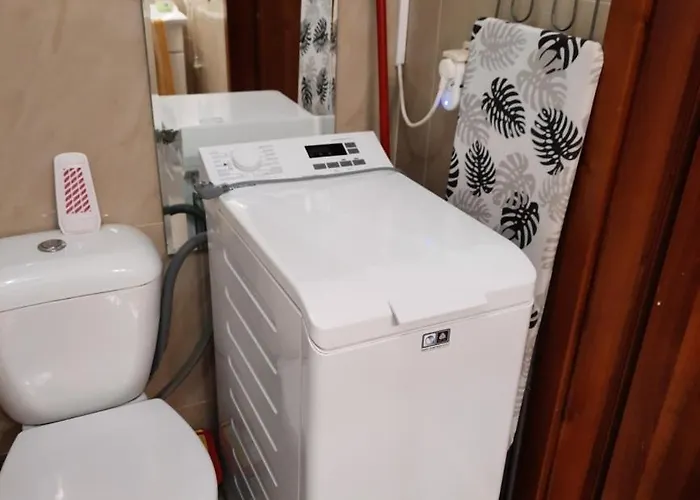 W Kolobrzegu Blisko Plazy, Parku I Promenady 아파트 코워브제크