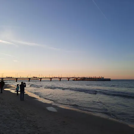 W Kolobrzegu Blisko Plazy, Parku I Promenady Apartment