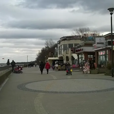 W Kołobrzegu Blisko Plaży, Parku I Promenady * Kołobrzeg