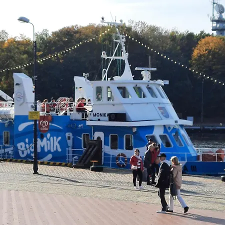 Apartment W Kolobrzegu Blisko Plazy, Parku I Promenady Kolobrzeg